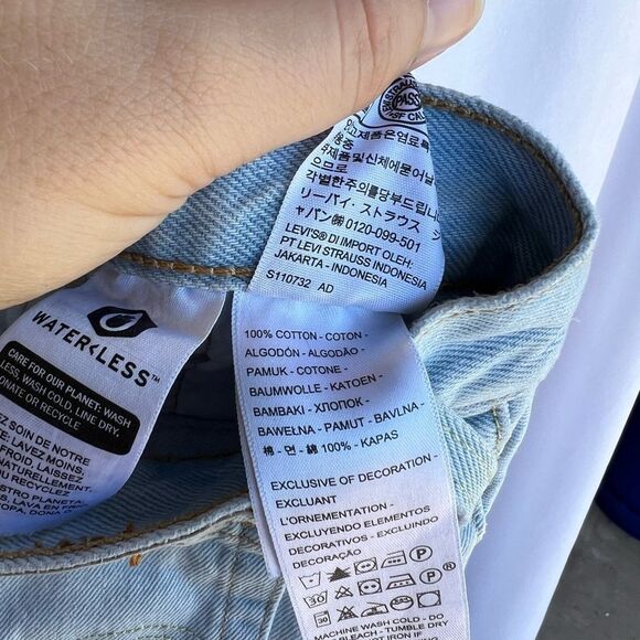 Levi’s 501 Denim Shorts size 30 Light Wash - Picture 6 of 7